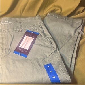 Gloria Vanderbilt Sagebrook  Capri